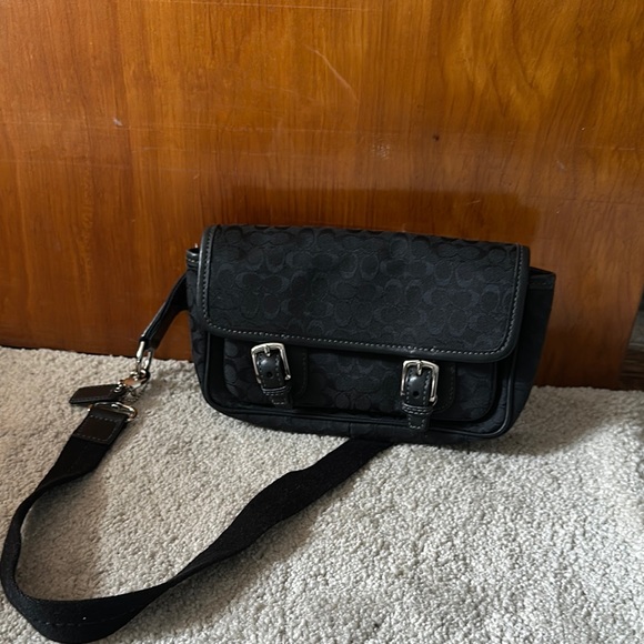 Coach Fanny Pack - Picture 1 of 14